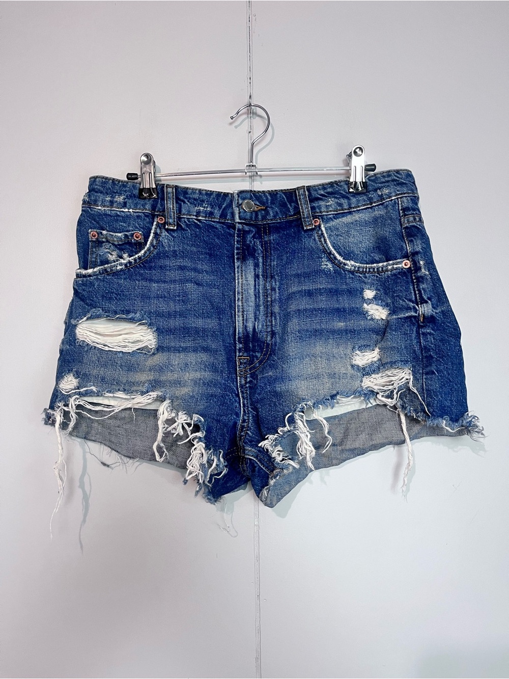 Zara The HW Short Distressed Denim Shorts High Waist Blue Size 8